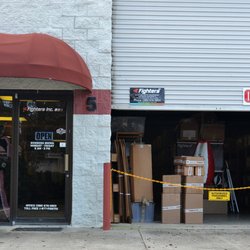 Fighters Incorporated - Store front at Fighters Inc.
