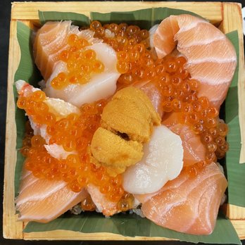 Shigotonin - hokkaido box (salmon ikura scallop and hokkaido bafun uni) -so beautiful so fresh so sweet - Japanese Near Me - Las Vegas, Nevada Shigotonin - hokkaido box (salmon ikura scallop and hokkaido bafun uni) -so beautiful so fresh so sweet - Japanese Near Me - Las Vegas, Nevada