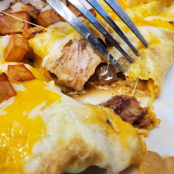 Savoy - Grilled chicken omlet - New American Near Me - Tulsa, Oklahoma