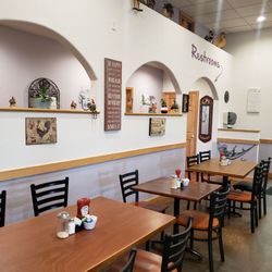 Doug's Diner - Dining area