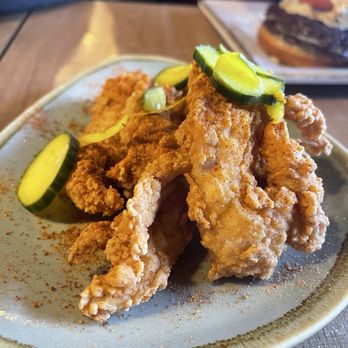 Vonns - Chicken tenders - Burgers Near Me - Vancouver, British Columbia