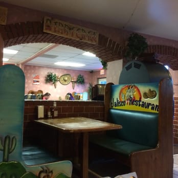 Jalisco Restaurant - Jalisco's interior - Mexican Near Me - Coachella, California Jalisco Restaurant - Jalisco's interior - Mexican Near Me - Coachella, California