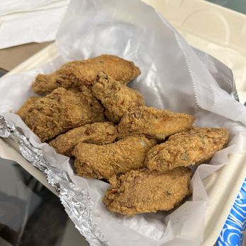 MB's Place - Fried Party Wings - Food Trucks Near Me MB's Place - Fried Party Wings - Food Trucks Near Me