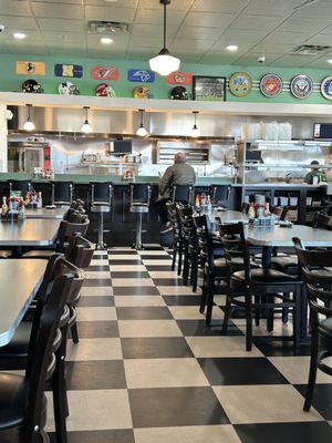 Metro Diner by null