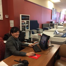 Mattress Firm Flushing The Place at Main