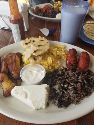 Cafe Platano 2 by null
