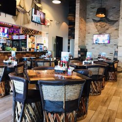 La Laguna Mariscos and Sushi - Dinning room