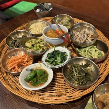 Borit Gogae - Fresh banchan for the make your own bibimbap! - Korean Near Me - Los Angeles, California Borit Gogae - Fresh banchan for the make your own bibimbap! - Korean Near Me - Los Angeles, California