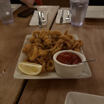 Lou Malnati's Pizzeria - Calamari - Pizza Near Me - Midway, Illinois