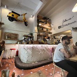 Billy Brunch - Another interior view of the place