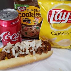 Food with Flavor - Chili dog combo