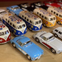 Keep In Touch Cards, Gifts & US Post Office - Unique stocking stuffers for the car enthusiasts.