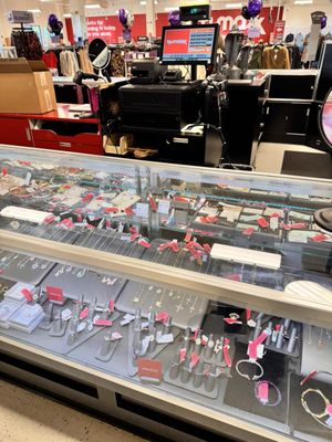 TJ MAXX - Updated January 2026 - 24 Photos & 18 Reviews - 141 Needham