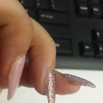 Gelanlis Nails - Couldn't even polish the nail all the way to the edge - Nail Salons Near Me - Hammond, Indiana