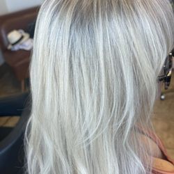 Diana Lazalde Salon