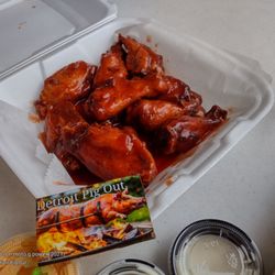Chicagos Pizza - Wings in Bbq Sauce