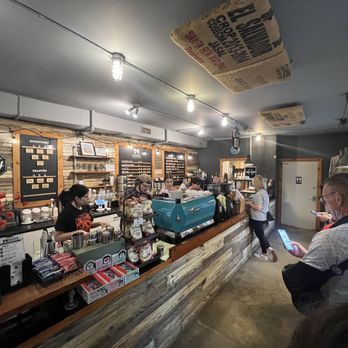 Mazama Coffee Co - Inside order counter - Coffee & Tea Near Me - Dripping Springs, Texas Mazama Coffee Co - Inside order counter - Coffee & Tea Near Me - Dripping Springs, Texas