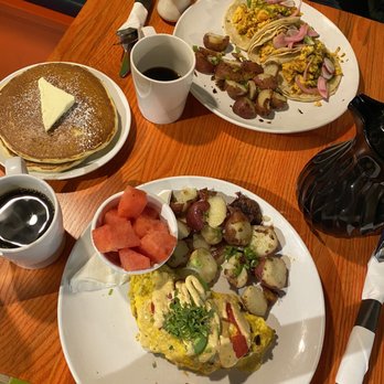 Simple Cafe - Blueberry pancakes, chicken omelet, and breakfast tacos. - Breakfast & Brunch Near Me - Lake Geneva, Wisconsin