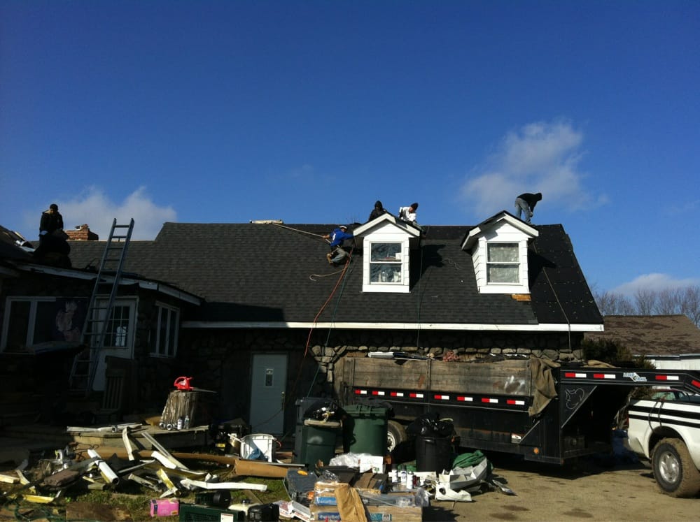 Slide of Stephanie Romo Roofing