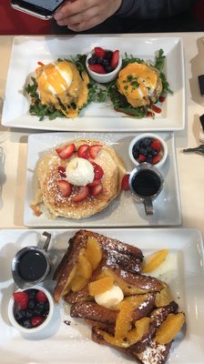 Eat This Café - Hollywood Brunch Spot: Breakfast, Lunch, Bottomless Mimosas by null