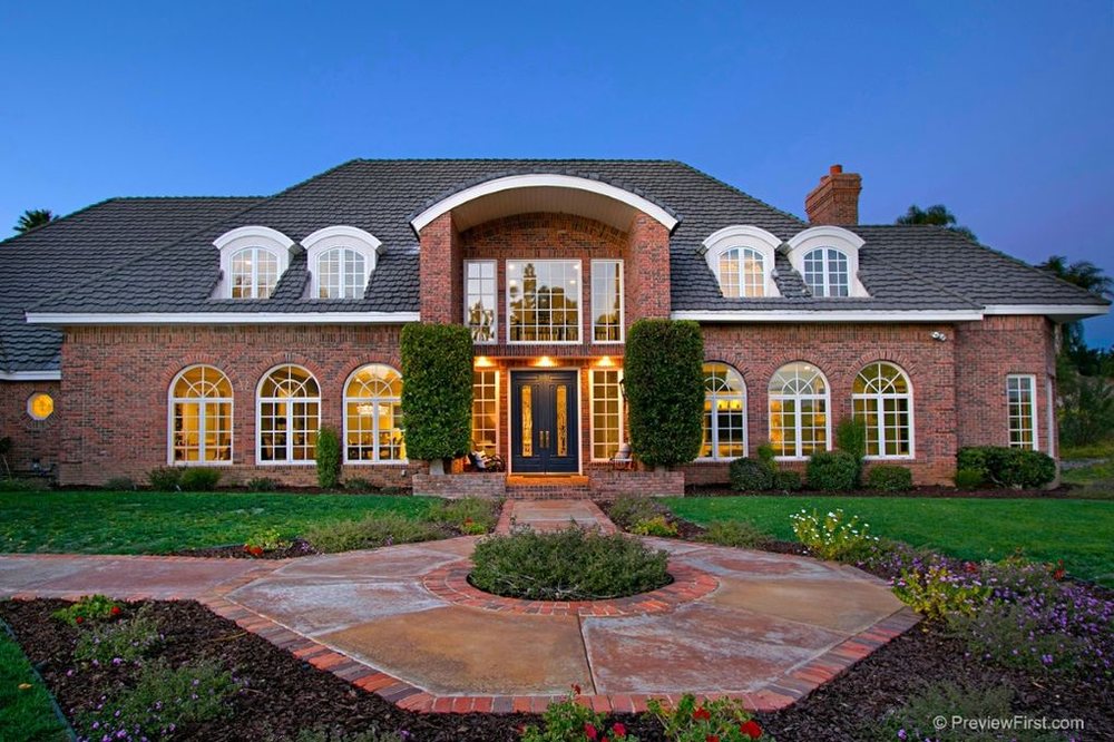 Slide of AV Roofing & Construction