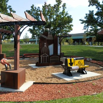 Nineteen - Nineteen by Mark Kesling and Clyde Pennington (2013) - Public Art Near Me - Indianapolis, Indiana Nineteen - Nineteen by Mark Kesling and Clyde Pennington (2013) - Public Art Near Me - Indianapolis, Indiana