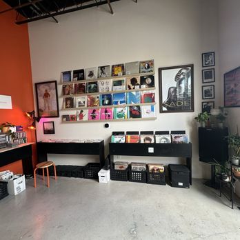 Connect Records Shop - Vinyl Records Near Me - Fort Lauderdale, Florida Connect Records Shop - Vinyl Records Near Me - Fort Lauderdale, Florida