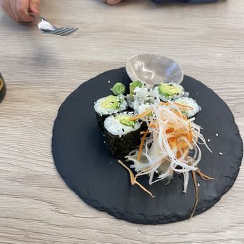 YUMMY - Sushi Bars Near Me - Berlin, BE YUMMY - Sushi Bars Near Me - Berlin, BE
