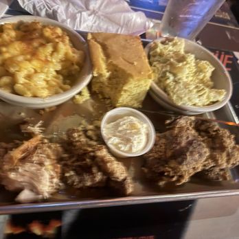 High Dive Bar And Grill - Fried Chicken Friday - American Near Me - San Diego, California High Dive Bar And Grill - Fried Chicken Friday - American Near Me - San Diego, California