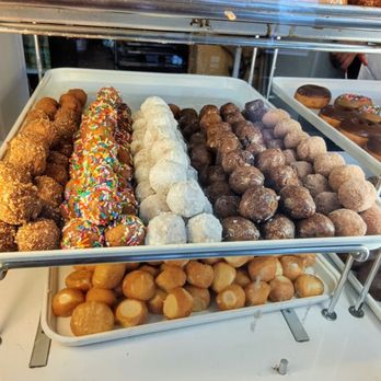 Hemet Donuts - Donut holes a plenty at 7:45 am on a Saturday - Donuts Near Me - Hemet, California