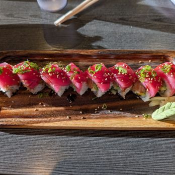 Kiseki - Vasco roll. Love the leaf pattern on the wasabi! - Izakaya Near Me - Livermore, California