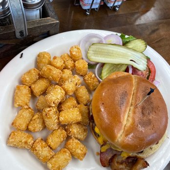 Virg's - The barbecue bacon burger was amazing. - Diners Near Me - Grantsville, Utah Virg's - The barbecue bacon burger was amazing. - Diners Near Me - Grantsville, Utah
