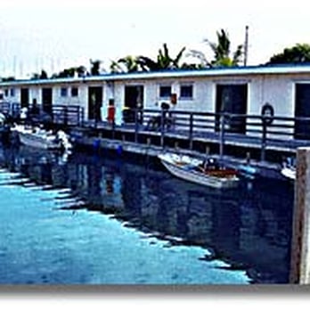 Royal Hawaiian Motel Botel - Hotels Near Me - Marathon, Florida Royal Hawaiian Motel Botel - Hotels Near Me - Marathon, Florida