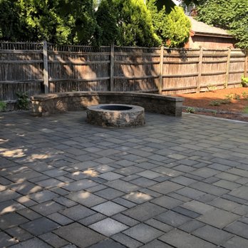 Russell Landscaping - Landscape Architects or Designers Near Me - Wilmington, Massachusetts Russell Landscaping - Landscape Architects or Designers Near Me - Wilmington, Massachusetts