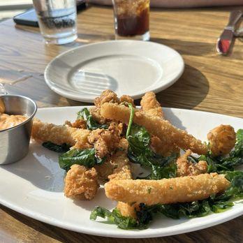 Ivar's Acres of Clams - Calamari - Seafood Near Me - Seattle, Washington