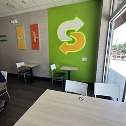 Subway - Inside