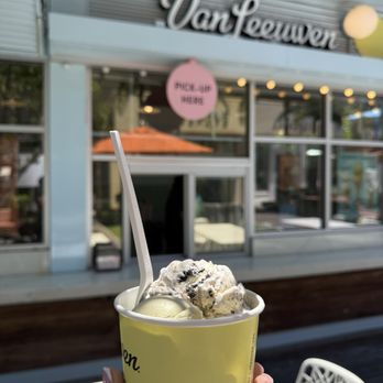 Van Leeuwen Ice Cream - The Point - Vegan Near Me - El Segundo, California Van Leeuwen Ice Cream - The Point - Vegan Near Me - El Segundo, California