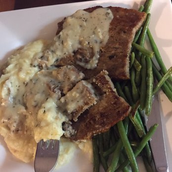 Tavern 287 - Meatloaf with mashed potatoes, gravy & green beans - American Near Me - Ennis, Montana Tavern 287 - Meatloaf with mashed potatoes, gravy & green beans - American Near Me - Ennis, Montana