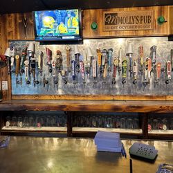 Molly's Pub - Beer wall