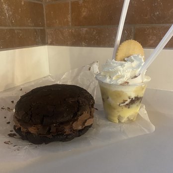 Dewey's Bakery - Desserts Near Me - Greensboro, North Carolina