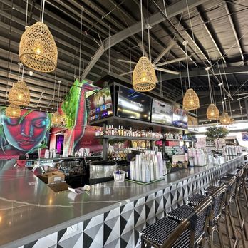 Backyard Social - Food Trucks Near Me - Fort Myers, Florida