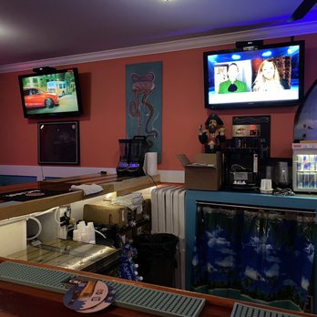 Barnacle Bills Rum & Raw Bar - Bar area - Seafood Near Me - Murrells Inlet, South Carolina Barnacle Bills Rum & Raw Bar - Bar area - Seafood Near Me - Murrells Inlet, South Carolina