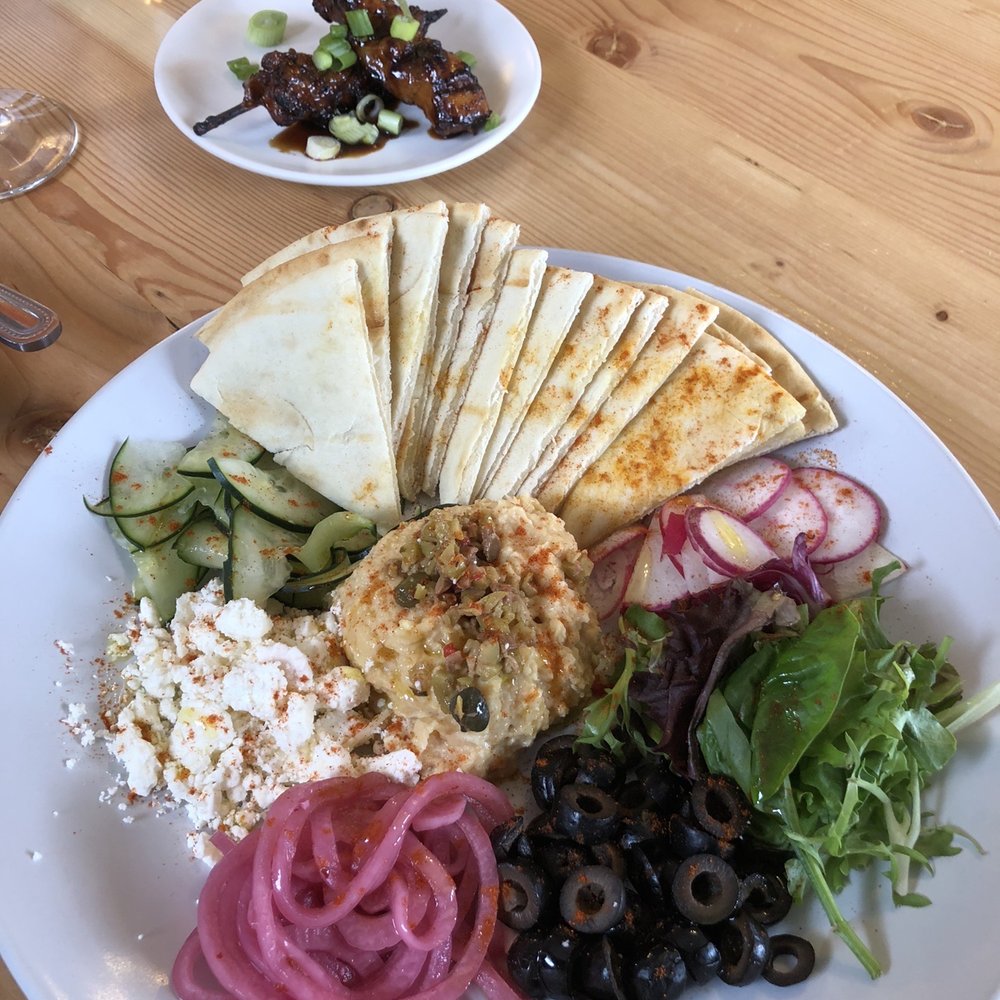 County Line - American Near Me - Chelan, Washington