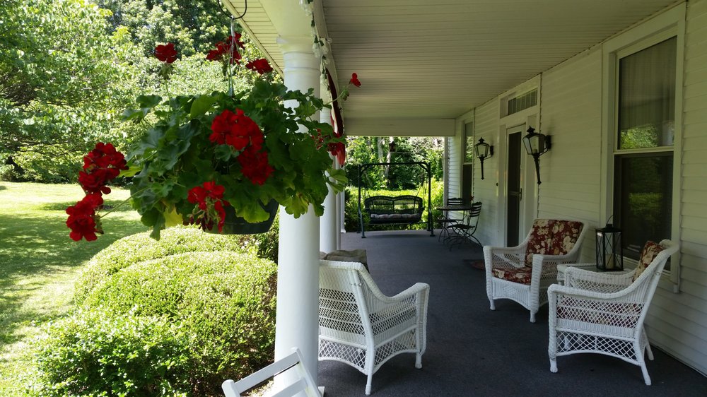 1898 RED BUD BED & BREAKFAST 12 Photos & 10 Reviews 600 N Lexington