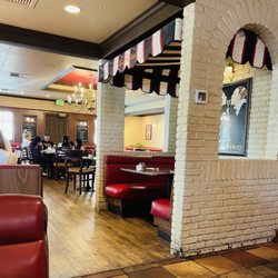 Mimi's Cafe