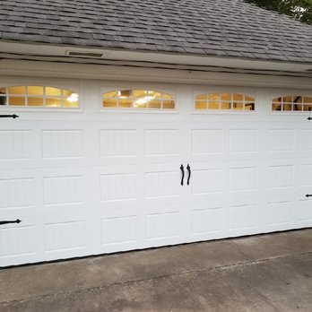Discount Garage Door - Residential Garage Door in Short Bead Board Panel Design with Cascade Windows and Spear Hardware - Garage Door Services Near Me - Oklahoma City, Oklahoma Discount Garage Door - Residential Garage Door in Short Bead Board Panel Design with Cascade Windows and Spear Hardware - Garage Door Services Near Me - Oklahoma City, Oklahoma