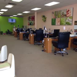 Star Nails - Manicure stations