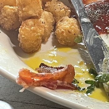 Hollywood Beach Cafe - The bacon wasn't even cooked all the way - Breakfast & Brunch Near Me - Oxnard, California Hollywood Beach Cafe - The bacon wasn't even cooked all the way - Breakfast & Brunch Near Me - Oxnard, California
