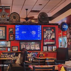Joey D's Chicago Style Eatery & Pizzeria