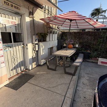 Kim Hong Eggrolls - Window to order and seating - Vietnamese Near Me - Westminster, California